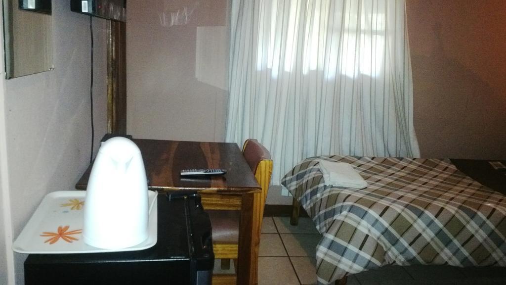 Divundu Guest House Zimmer foto